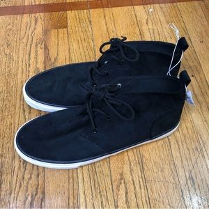 BANANA REPUBLIC Men's Black Suede Chukka Sneakers - 10